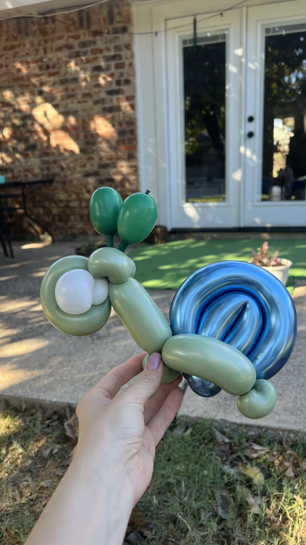 Twisted balloon creations for a children’s party