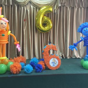balloon twisting